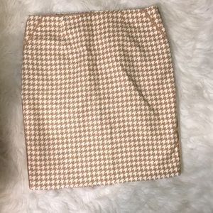 Houndstooth Pencil Skirt